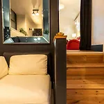 Cloe - A Due Passi Da Borghese Appartement *