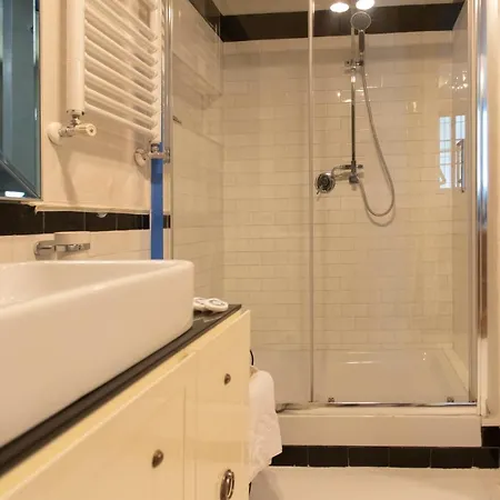 Διαμέρισμα Cloe - A Due Passi Da Borghese