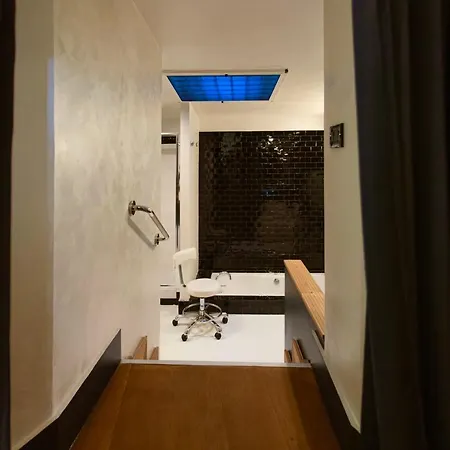 Cloe - A Due Passi Da Borghese דירה רומא